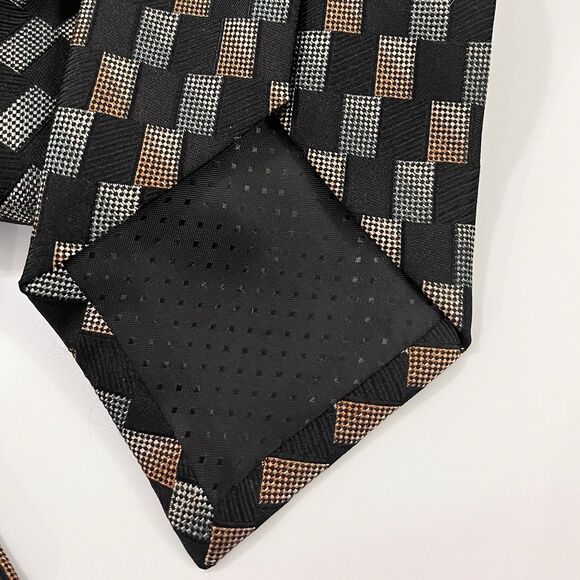 Allyn Saint George Men's Silk Tie 59” X 3.5” Multi-Color Geometric Squares - Picture 4 of 5
